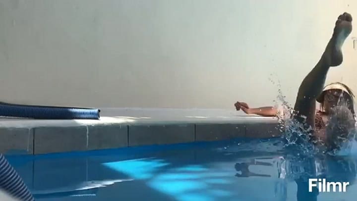 Natalie Pérez encendió las redes con un video al natural en la pileta - Fuente: Instagram