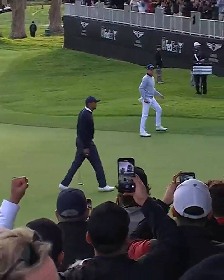 Birdie y explosión en el 17