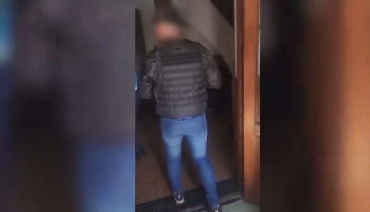 El GPS de un iPhone robado por motochorros permitió a la policía allanar un escondite donde se encontraron más de 250 celulares