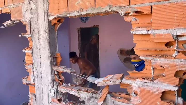 La furia de los vecinos tras el homicidio de un niño