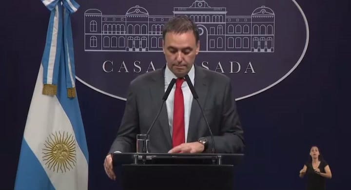 El Gobierno anunció la privatización de la línea de tren Belgrano Cargas