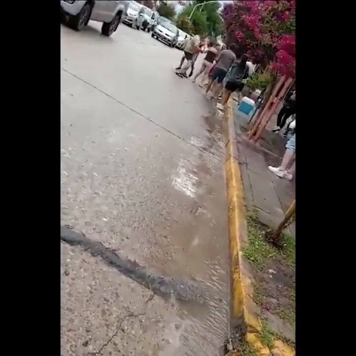 Pablo Ledesma, exjugador de Boca Juniors, se vio involucrado en una pelea con un vendedor ambulante