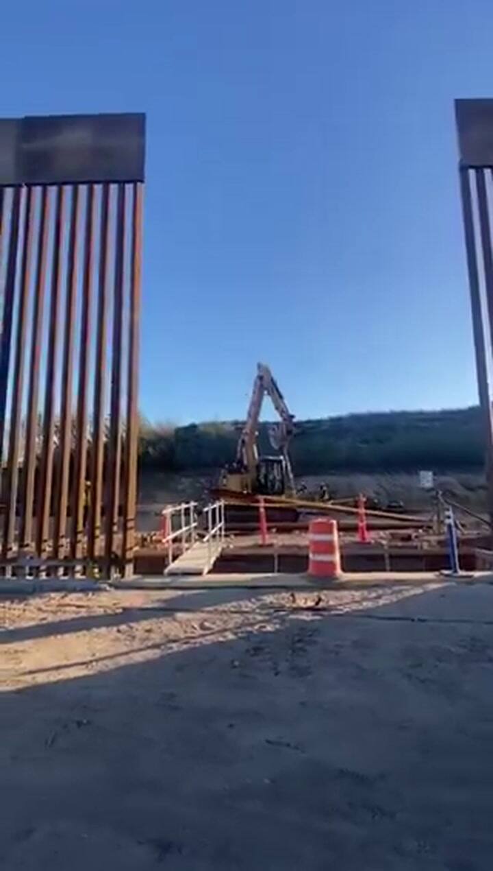 Greg Abbott anunció un nuevo muro fronterizo para 2025