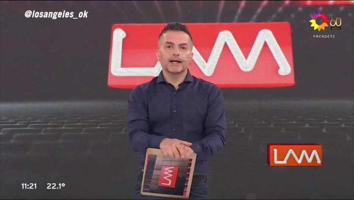 Así quedó la camioneta de Oscar Mediavilla después del choque - Fuente: eltrece