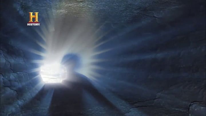 Para 'Alienígenas ancestrales', hay metrópolis subterráneas hechas por extraterrestres - Fuente: His