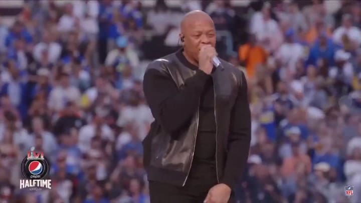 La presentación de Dr. Dre & Snoop Dogg en el Super Bowl