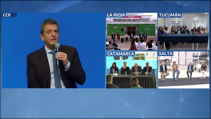 Sergio Massa le agradeció a Ricardo Quintela y le dijo que no va a tener que renunciar