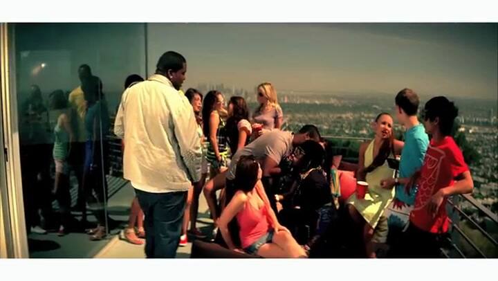 Sean Kingston y Justin Bieber interpretaron juntos "Eenie Meenie"