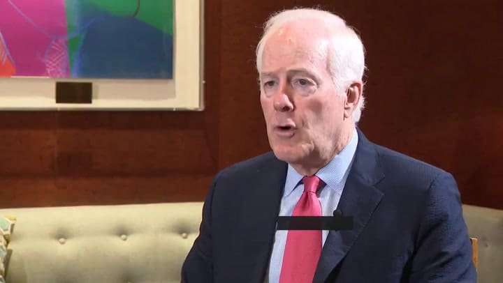 Ken Paxton lanza su candidatura