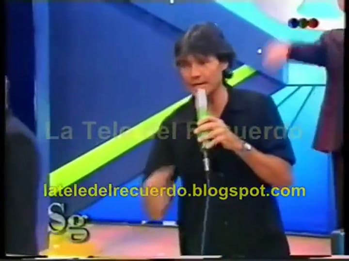 El blooper que protagonizó Fernando de la Rúa durante su participación en Videomatch