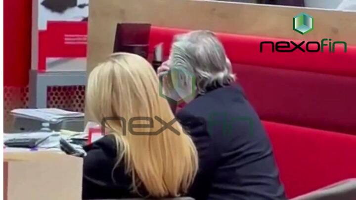 Alberto Fernández, en un banco en Madrid