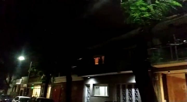 Los porteños en cuarentena se entretienen en los balcones