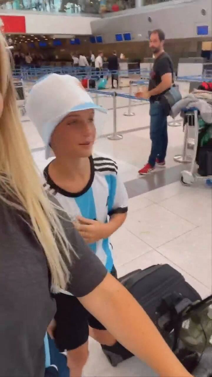 Wanda Nara viaja a Qatar para ver la final del Mundial: con quiénes va