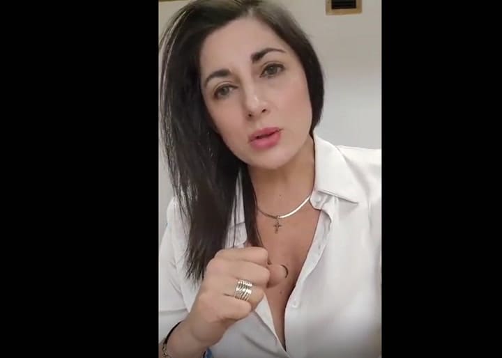 Expreso Mi Más Energético Repudio Por Los Dichos De La Senadora K Cristina López Atentando Contra La Investidura Presidencial. Banaliza Los Problemas De Salud Mental..mas Casta No Se Consigue. La Senadora De Tier