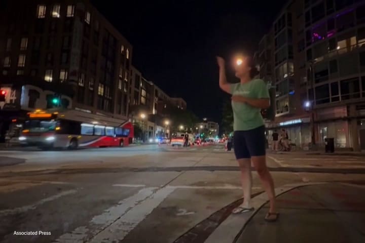 Protestas Estallan En Un Control Policial En Washington D.C. - The New York Times