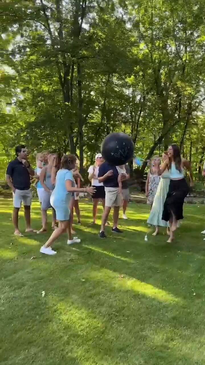 La sorpresa para la familia en medio de un video para revelar el sexo del bebé