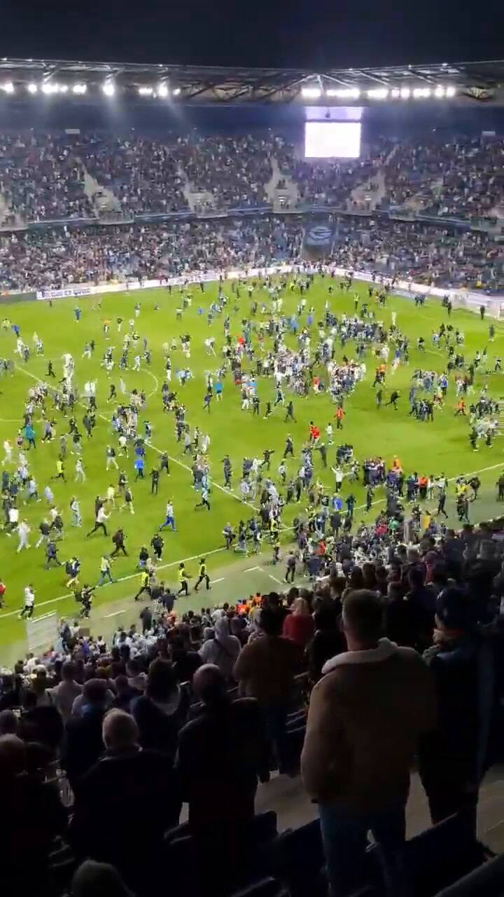 Lucas Buadés, jugador de Rodez, sufrió una conmoción cerebral después