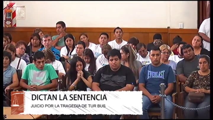 El momento en que el conductor es condenado a 20 años de prisión