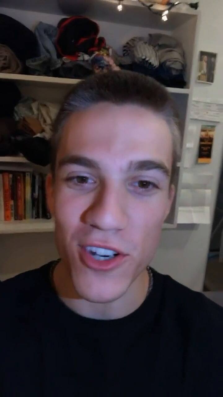 Un tiktoker muestra su microdepartamento en Nueva York