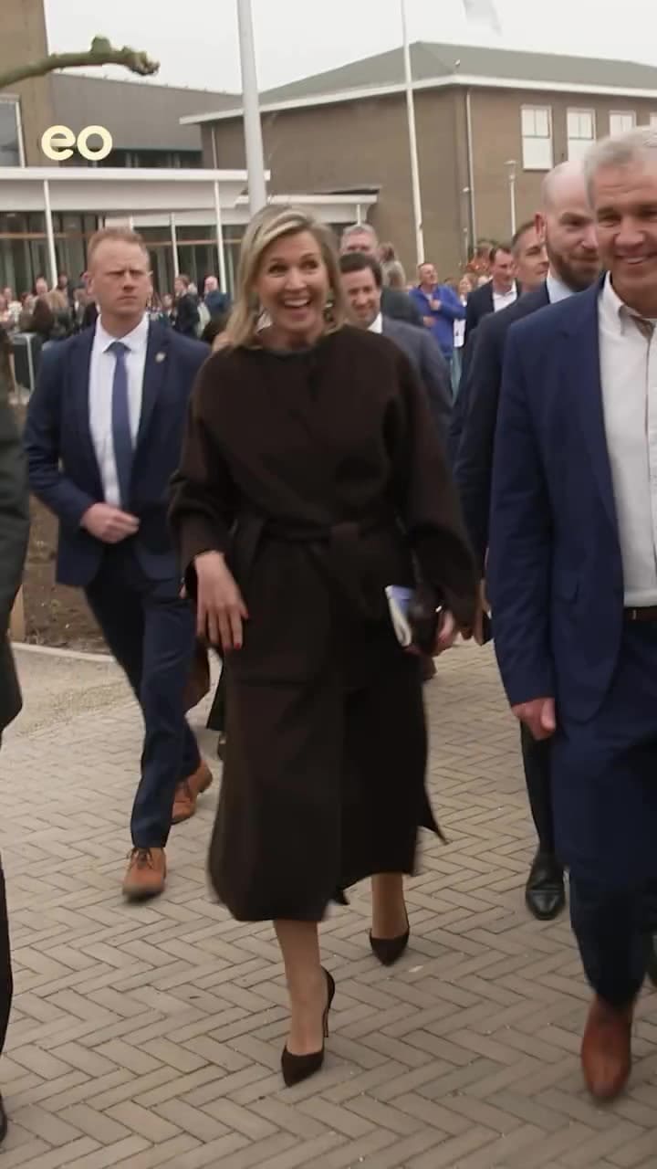 La jornada a puras selfies de la reina Máxima