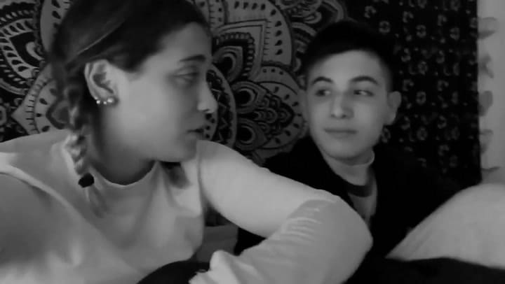 Delfina Pignatiello responde preguntas en su canal de YouTube