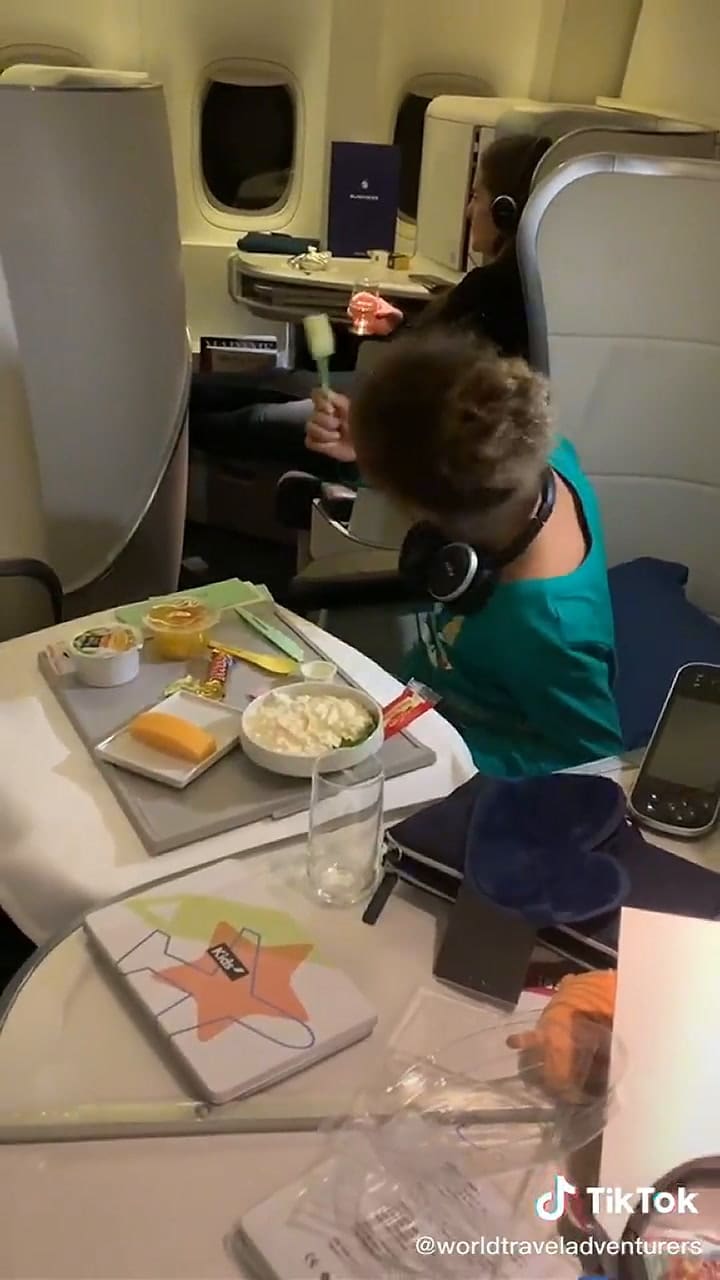 “¿Los niños deben viajar en primera clase?”, el debate que desató una bloguera en las redes