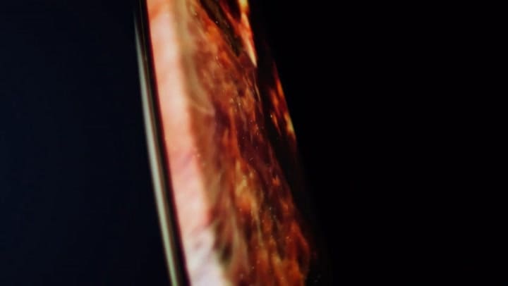 Así es el celular de Xiaomi con una llamativa pantalla que ocupa los cuatro bordes