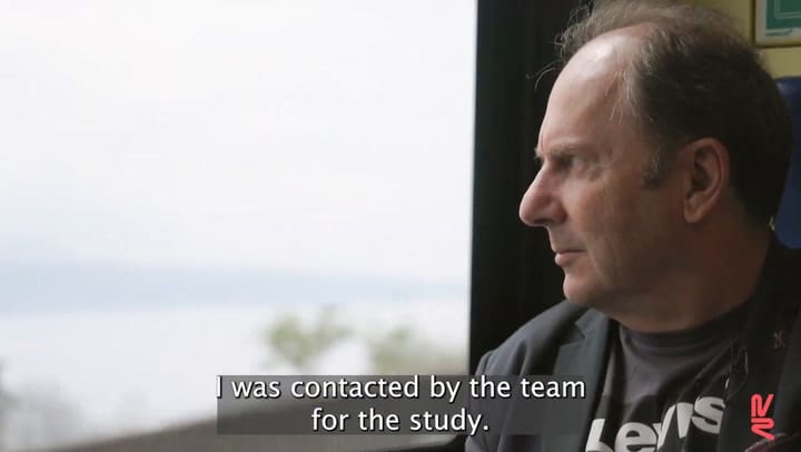 Tiene párkinson y volvió a caminar gracias a un neuroimplante