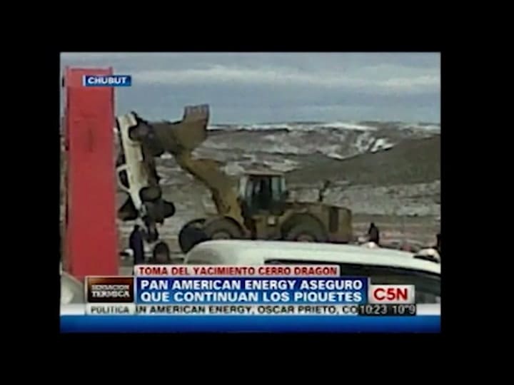 Las Imagenes de los incidentes ocurridos en el Cerro Dragón en Chubut (C5N)