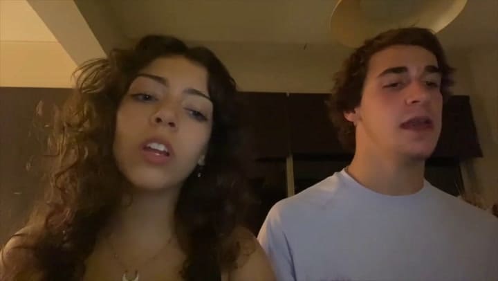 Elosia Furriel mostró su talento en el canto