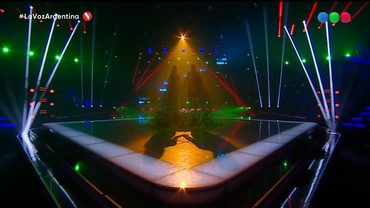 “Aunque me digas que no” - Francisco Benítez cantó junto a Soledad en La gran final de La Voz
