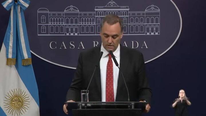 La conferencia de prensa de Manuel Adorni este 25 de marzo