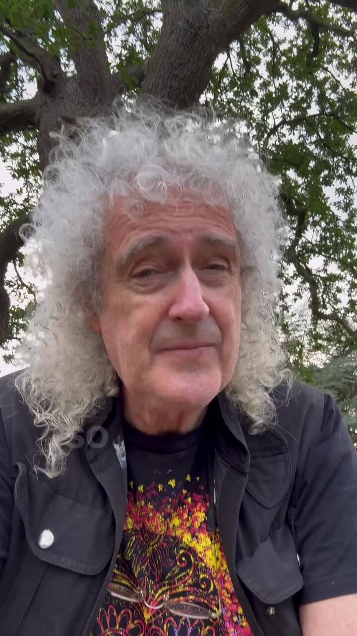 Brian May Sufrió Un Derrame Cerebral