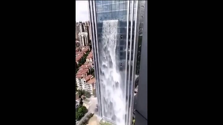 Así es la catarata artificial más alta del mundo que está en China - Fuente: YouTube