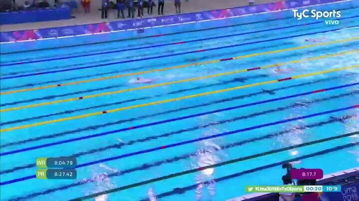 Delfina Pignatiello se llevó el oro en los 800 metros libre - Fuente: TyC Sports