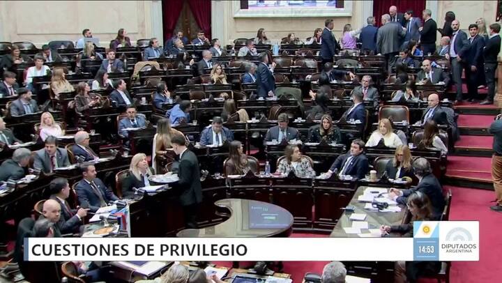 El cruce entre un diputado kirchnerista y un libertario que casi se va a los golpes