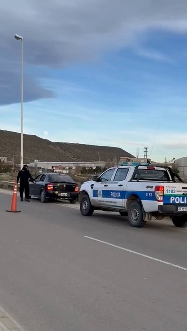 Operativos en Comodoro Rivadavia en busca de Loan Peña