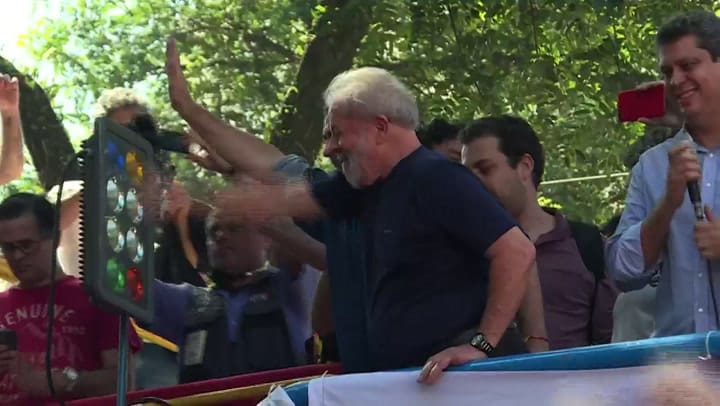 Informe sostiene que Lava Jato actuó contra Lula para evitar retorno de la izquierda en Brasil - AFP