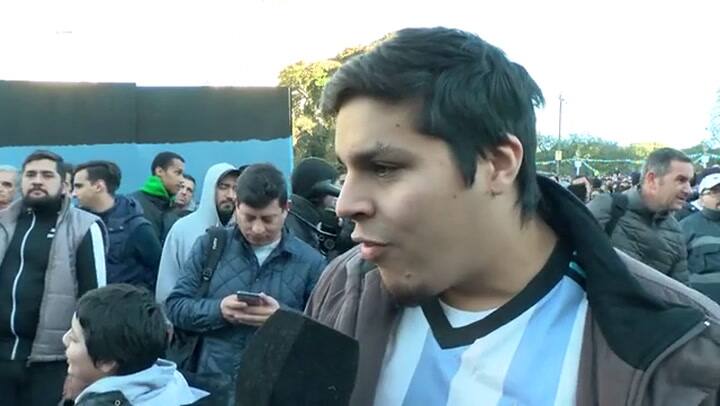 Los hinchas argentinos vivieron con tristeza la derrota frente a Croacia - Fuente: Télam