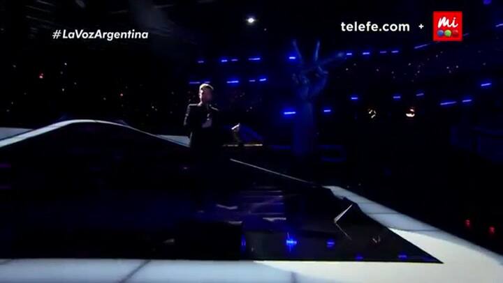 La Voz Argentina: Agustín Vega cantó 'You make me feel so young', de Frank Sinatra - Fuente: YouTube