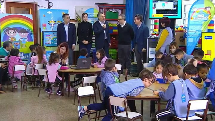 Macri lanzó el programa Aprender Conectados junto a María Eugenia Vidal - Fuente: Casa Rosada