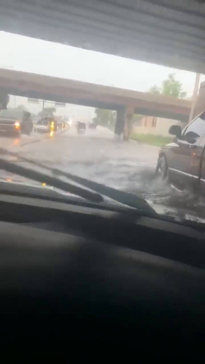 Los conductores en Chicago tuvieron complicaciones para circular por las inundaciones