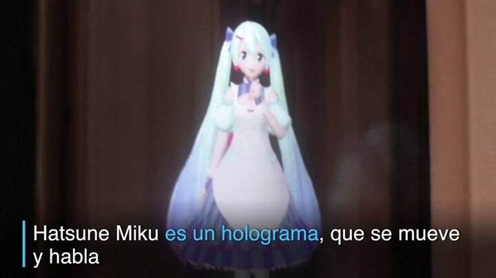 El hombre japonés que se casó con un holograma - Fuente: AFP