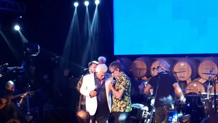 Los Auténticos Decadentes con Raúl Lavié