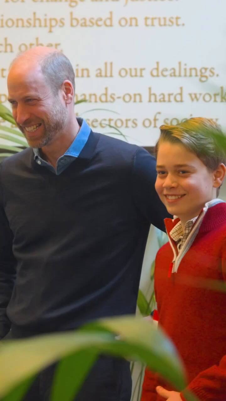 Padre e hijo comparten un momento único y especial cargado de recuerdos