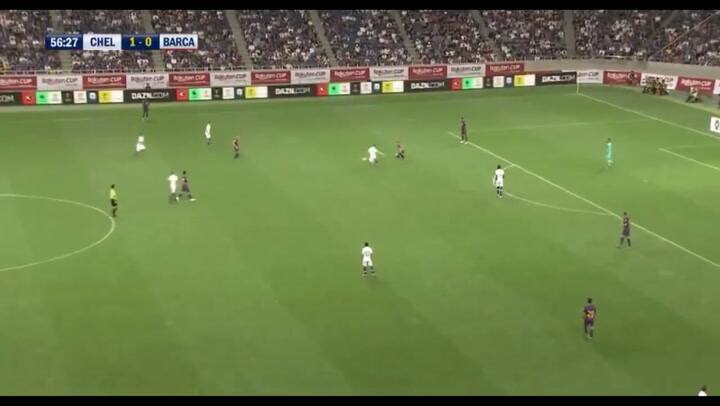 Frenkie de Jong ya mostró su calidad en su debut en el Fútbol Club Barcelona - Fuente: Twitter