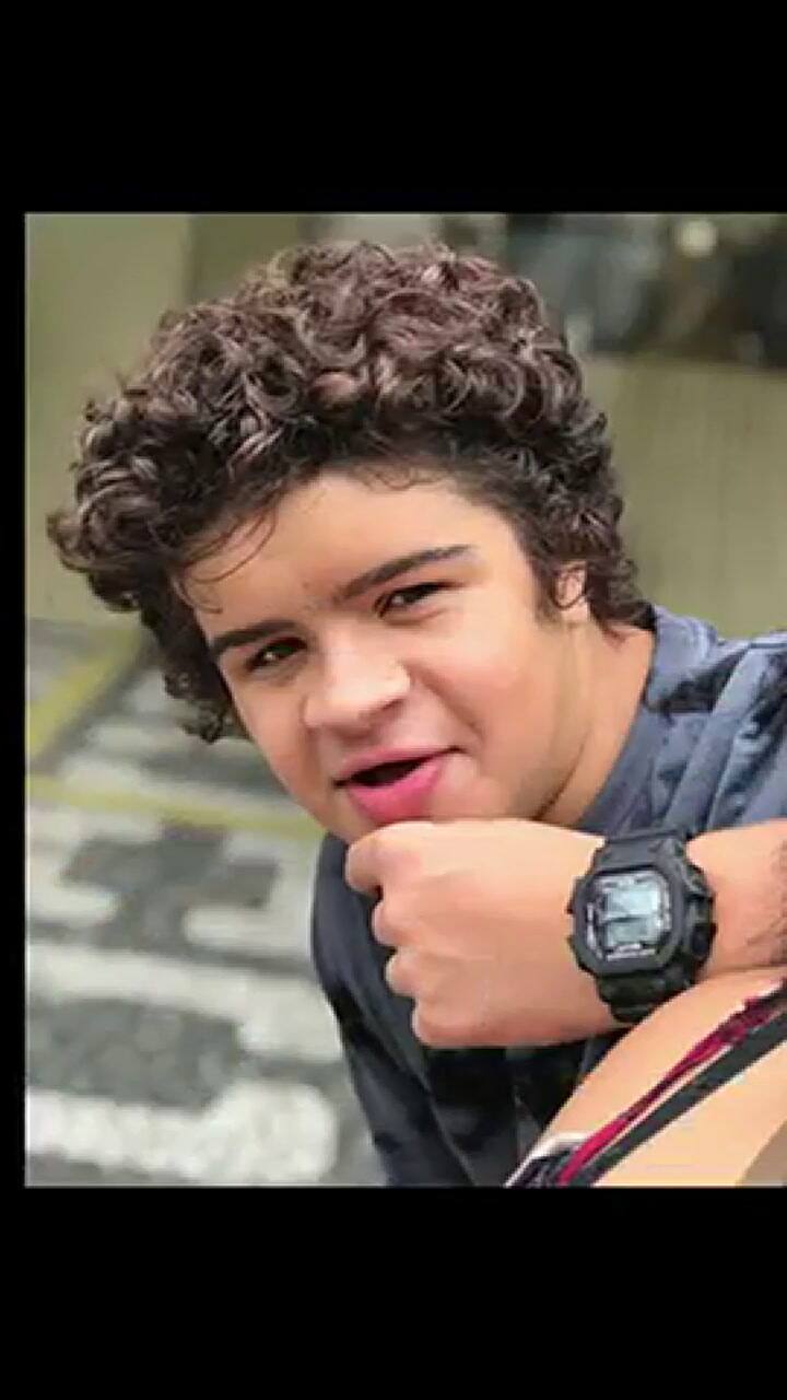 Un joven brasilero sorprendió con su parecido a un personaje de Stranger Things