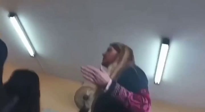 Anormales': Una docente de Lobos maltrató a sus alumnos y fue apartada de su cargo