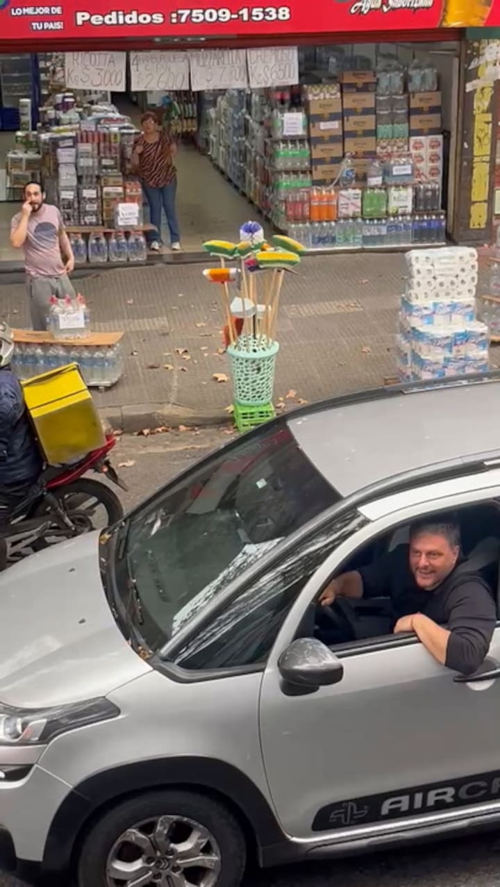 Caruso Lombardi se encontró con Leandro Santoro en su cierre de campaña