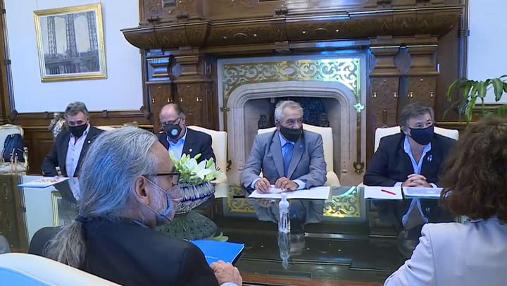 Alberto Fernández está reunido con la Mesa de Enlace